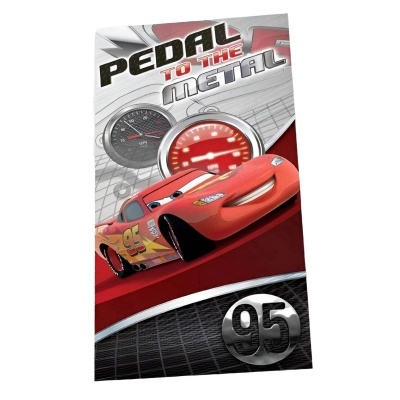 Cartão com carro vermelho e texto Pedal to the Metal