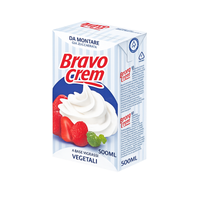 Embalagem de creme vegetal Bravo Crem 500ML com imagem de chantilly e morangos
