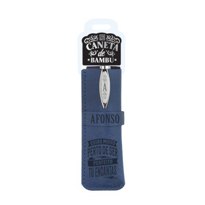 Caneta de bambu com estojo azul e embalagem branca com etiqueta preta