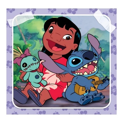 Personagens de desenho animado com boneca e ukulele sentados em fundo natural