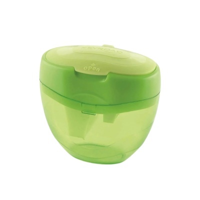 Recipiente verde translúcido com tampa sólida e texto 'open' na tampa