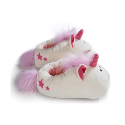 Pantufas de unicórnio cor-de-rosa e branco com estrelas.