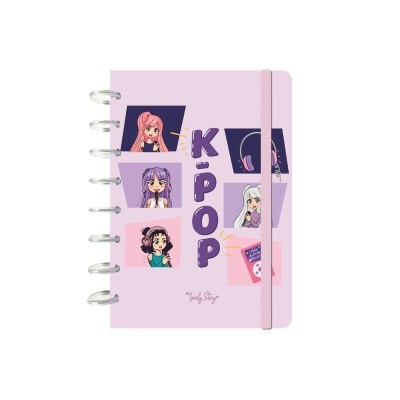Caderno rosa claro com ilustrações e texto K-POP