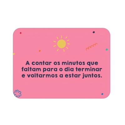 Cartão rosa com texto motivacional e desenho de sol amarelo