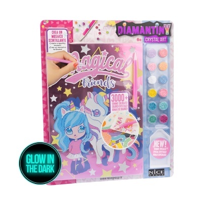 Conjunto de arte Diamantly Crystal Art com cristais coloridos e capa ilustrada com personagens unicórnio