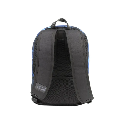 Mochila preta com detalhes azuis e etiqueta Marvel nas alças
