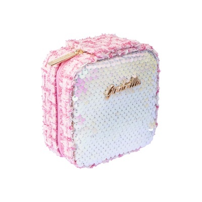 Bolsa quadrada com lantejoulas prateadas e tecido rosa felpudo