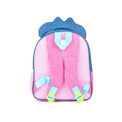 Mochila infantil azul e rosa vista de trás