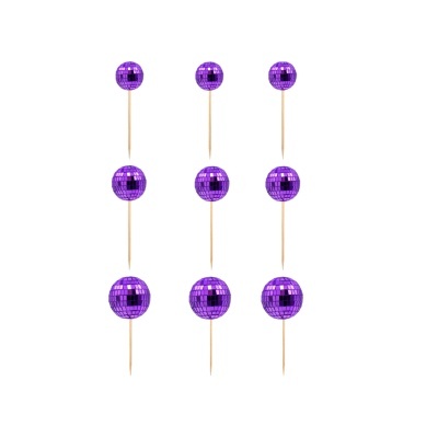 Palitos com bolas roxas decorativas tipo espelho em fundo branco.