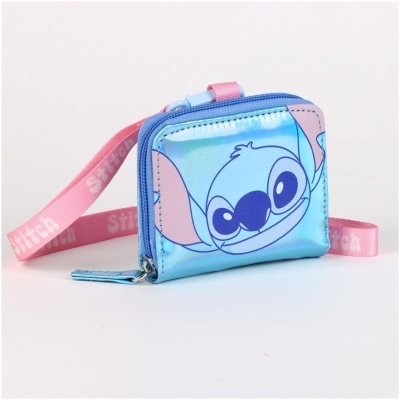 Carteira azul com imagem do Stitch e fita rosa com texto
