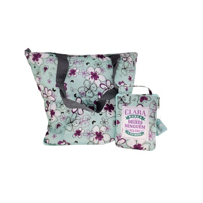 Bolsa e carteira com padrão floral verde, roxo e branco