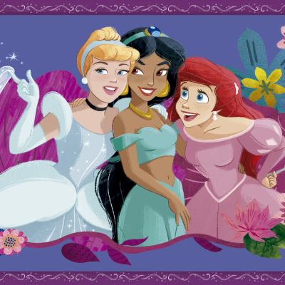 Ilustração colorida de três princesas Disney em fundo roxo floral