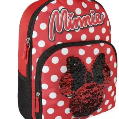 Mochila vermelha com bolinhas brancas e imagem de Minnie em lantejoulas