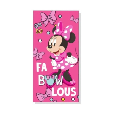 Toalha rosa com estampa da Minnie Mouse, texto OH SO FABOULOUS e laços desenhados.
