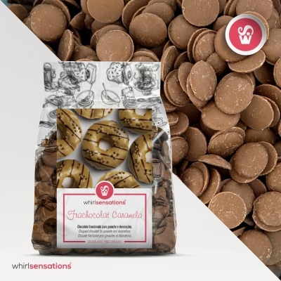 Pacote de chocolate fracionado caramelo WhirlSensations com pastilhas de chocolate castanho