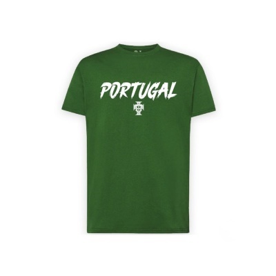 T-shirt verde com texto PORTUGAL e símbolo heráldico branco