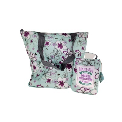 Saco e carteira com padrão floral lilás e texto em verde água