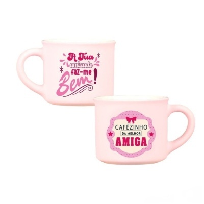 Duas canecas rosa claro com textos decorativos em português.