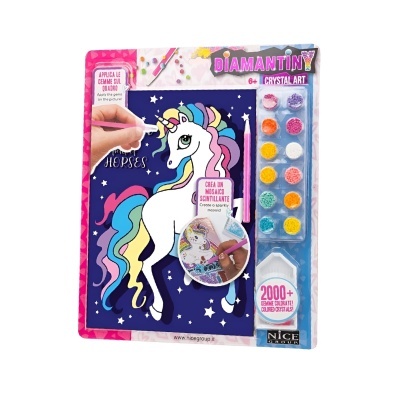 Jogo Criativo Diamantiny Crystal Art com ilustração de unicórnio e cristais coloridos