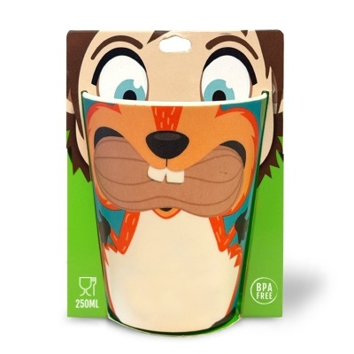 copinho infantil com desenho de esquilo colorido