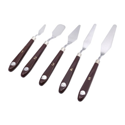 Conjunto de cinco espátulas para pintura com cabos numerados e selo I am Love.