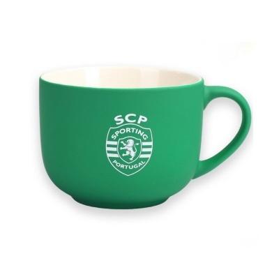 Caneca verde com emblema do Sporting Portugal
