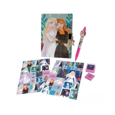 Conjunto de artigos da Cinderela com capa, caneta, autocolantes e caixas pequenas