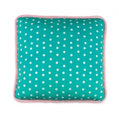 Almofada quadrada verde azulado com bolinhas brancas e borda rosa