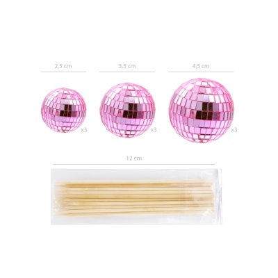 bolas decorativas espelhadas rosa e espetos de madeira