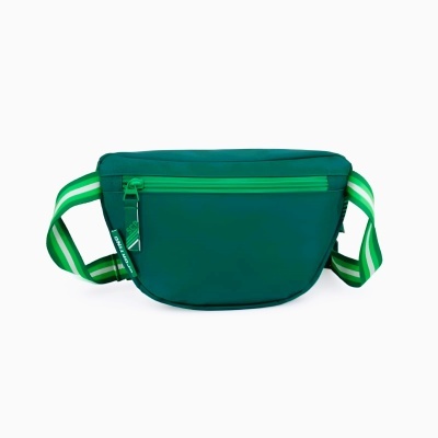 Bolsa de cintura verde escuro com fecho e alça riscada