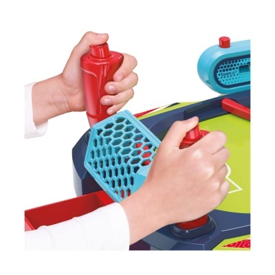 Brinquedo de mesa com pegas vermelhas e azuis, padrão em favo de mel