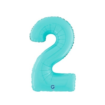 Balão azul em forma de número 2 em fundo branco