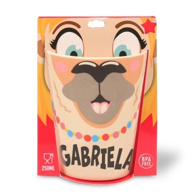 Copo infantil de plástico com rosto de cão e texto GABRIELA