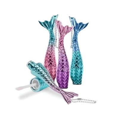 Batons com embalagem em forma de cauda de sereia colorida e textura escamada