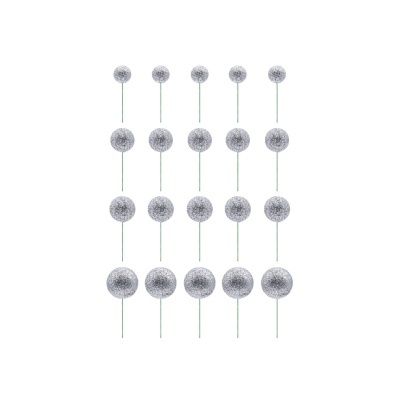 Bolas decorativas prateadas com glitter em hastes verdes organizadas em quatro linhas.