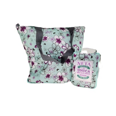Conjunto de saco e carteira com padrão floral azul claro e roxo com texto na carteira