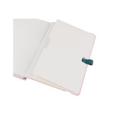 Livro ou caderno com capa rosa, aberto, com fecho azul turquesa