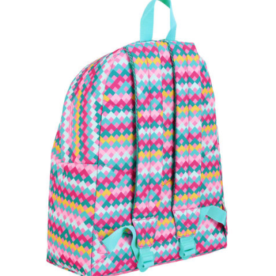 Mochila colorida com padrão geométrico, vista de trás