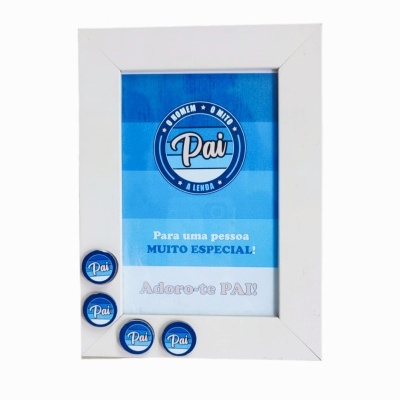 Moldura branca com imagem azul e texto para pai e botons azuis com a palavra Pai