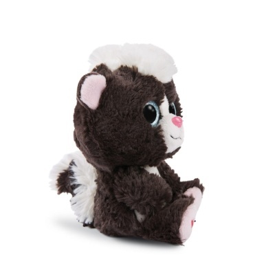 Pelúcia de gambá com pelagem castanha escura e branca, olhos azuis grandes e nariz rosa