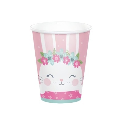 Copo de papel rosa com desenho de coelho e flores