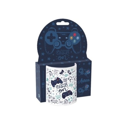 Caneca branca com estampado de comandos de consola e caixa azul com temática de videojogos