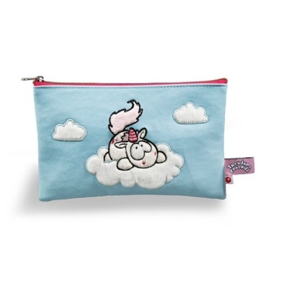 Necessaire azul claro com unicórnio e nuvens bordados