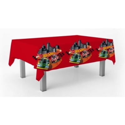 Toalha de mesa vermelha com carros Hot Wheels e cidade estilizada