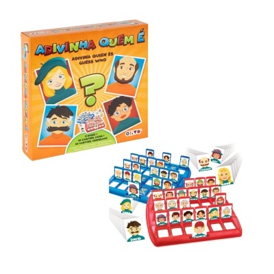Jogo de adivinhação com tabuleiros e cartas ilustradas com rostos de personagens.