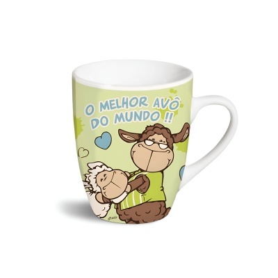 Caneca com ilustração de ovelhas e texto em português