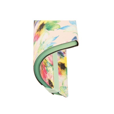 Carteira fina feminina com padrão floral colorido e detalhes verdes