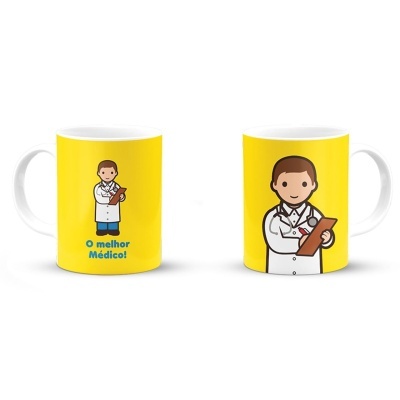 Caneca branca com fundo amarelo e imagem de médico e texto