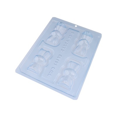 Moldes transparentes de plástico para chocolates com desenhos de figuras humanas e corações