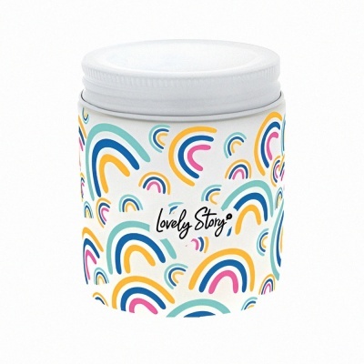 Frasco branco com padrão colorido de arcos e texto Lovely Story